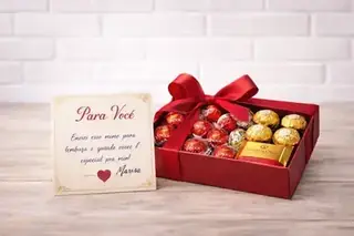 Caixa Premium de Chocolates Lindt & Ferrero
